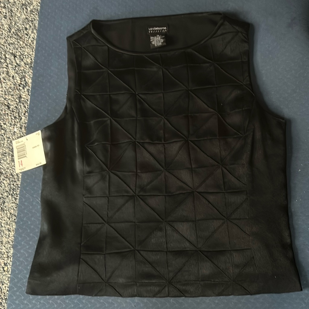 Reduced!!Nwt Woman’s Blouse By Liz Claiborne
